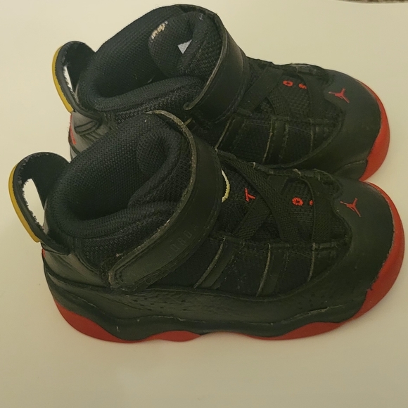 Jordan Toddler Size 6 - Picture 2 of 4